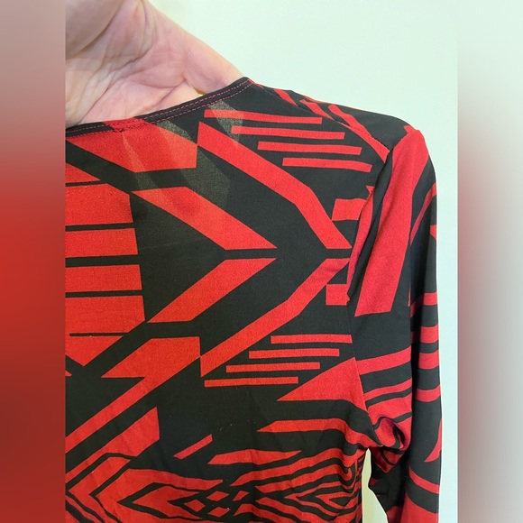 Karen Kane drape style top size medium - Picture 5 of 5